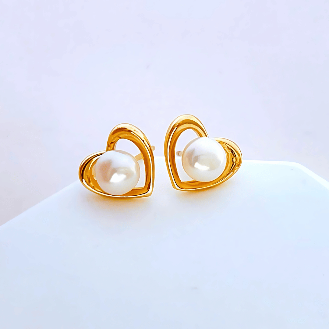 Heart shape Silver Stud Earring